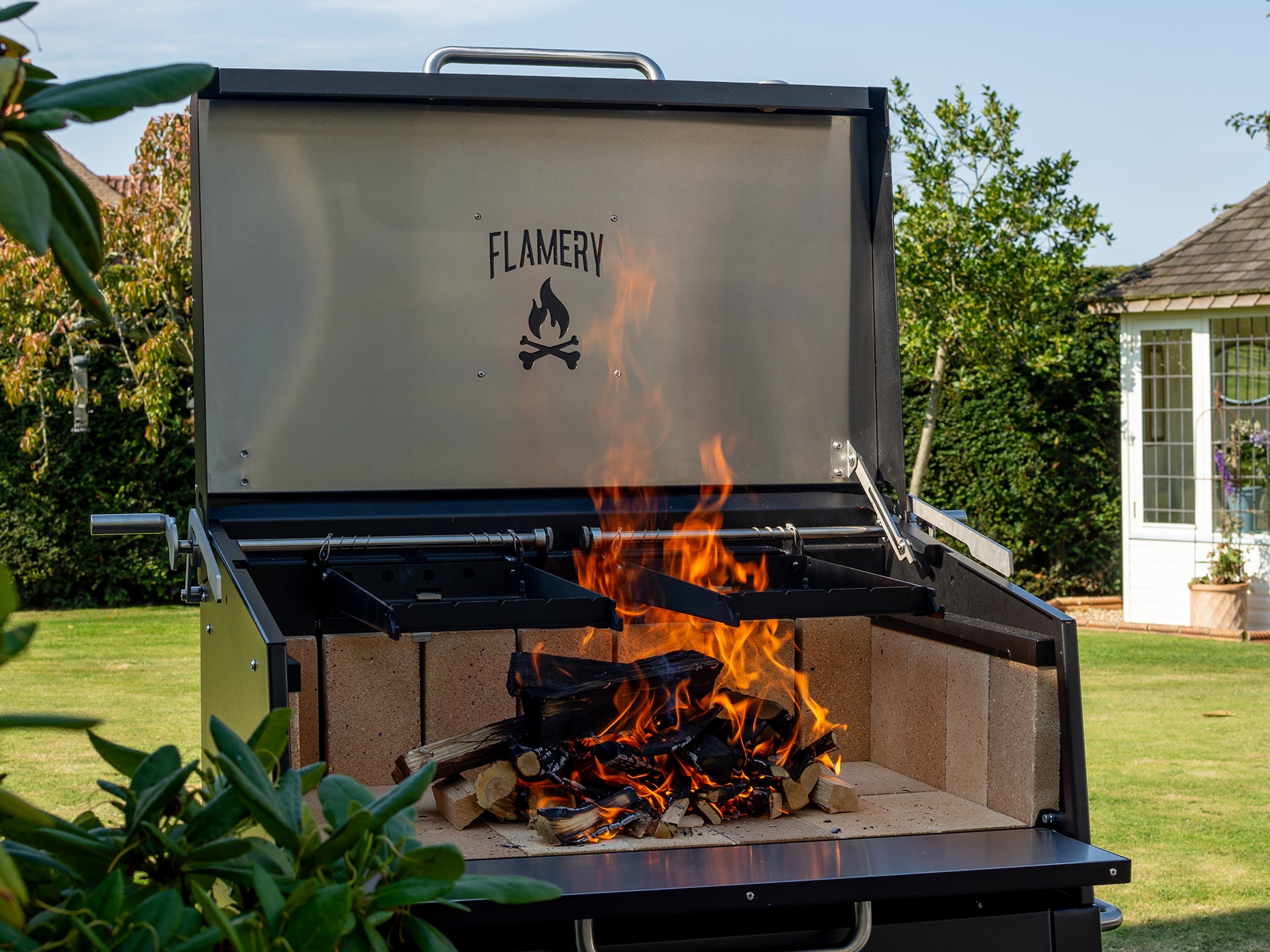 ASADO PRO.1.1 / Small Asado Grill on Stand