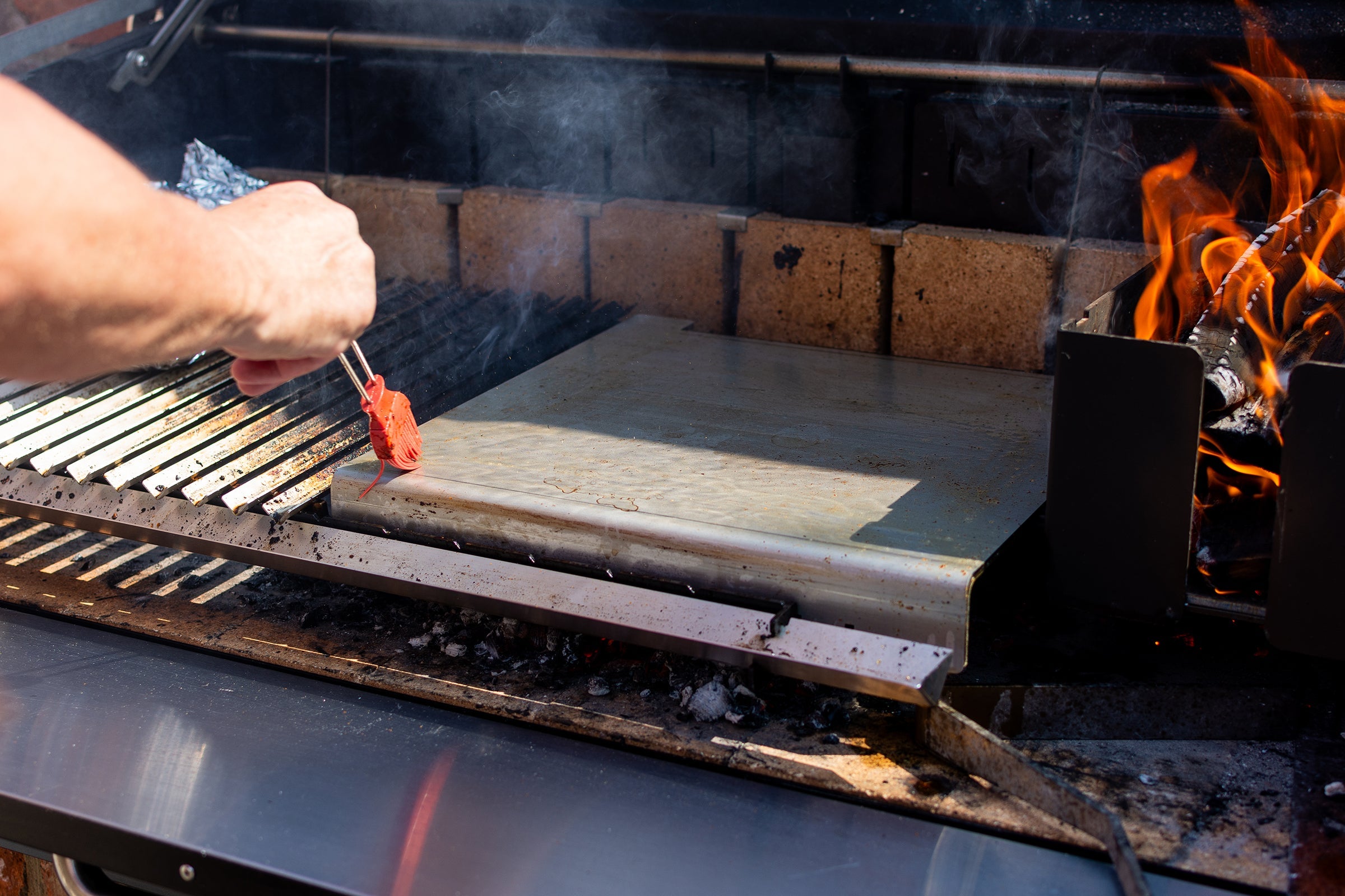 A Step-by-Step Guide to Seasoning Your Grill