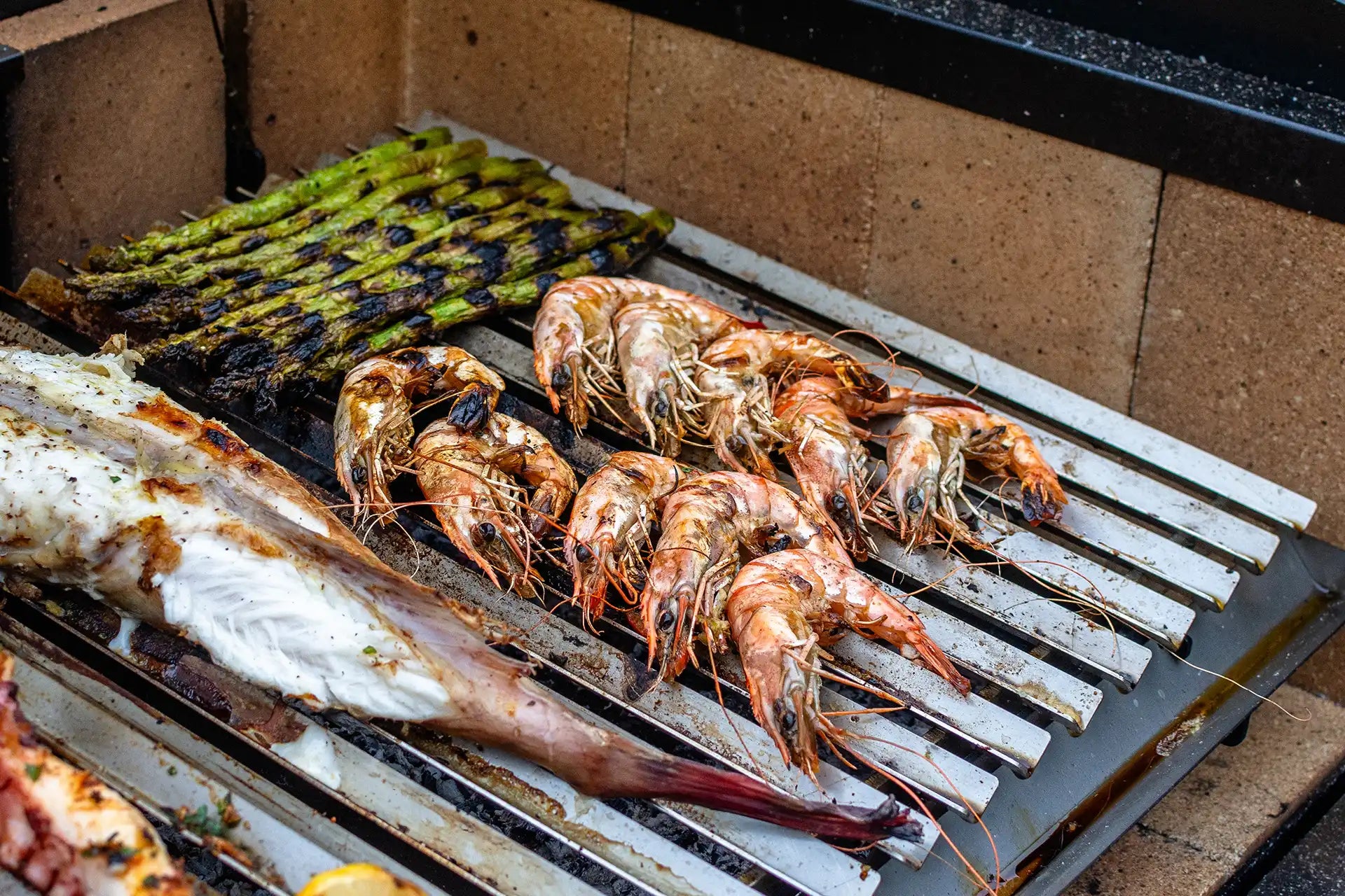 Grilled Chilli, Garlic and Lime King Prawns